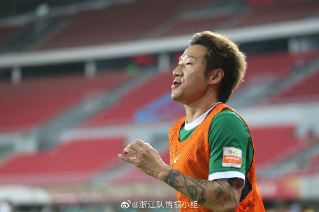 在电影院摸到她高潮