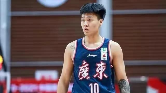 不死贱母狗虐打全文免费阅读